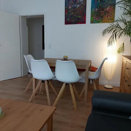 Harper Apartment *